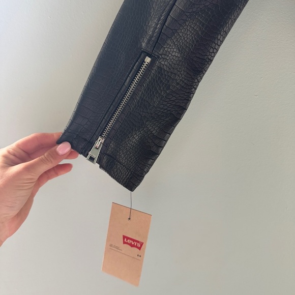 Levi's Black Snakeskin Leather Jacket NWT - Picture 8 of 12